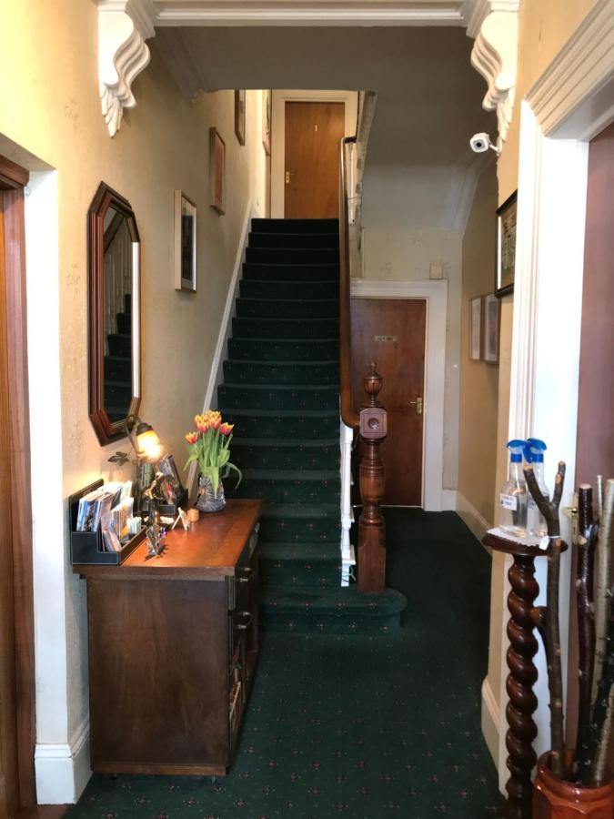 Princetown Guesthouse Бангор Экстерьер фото