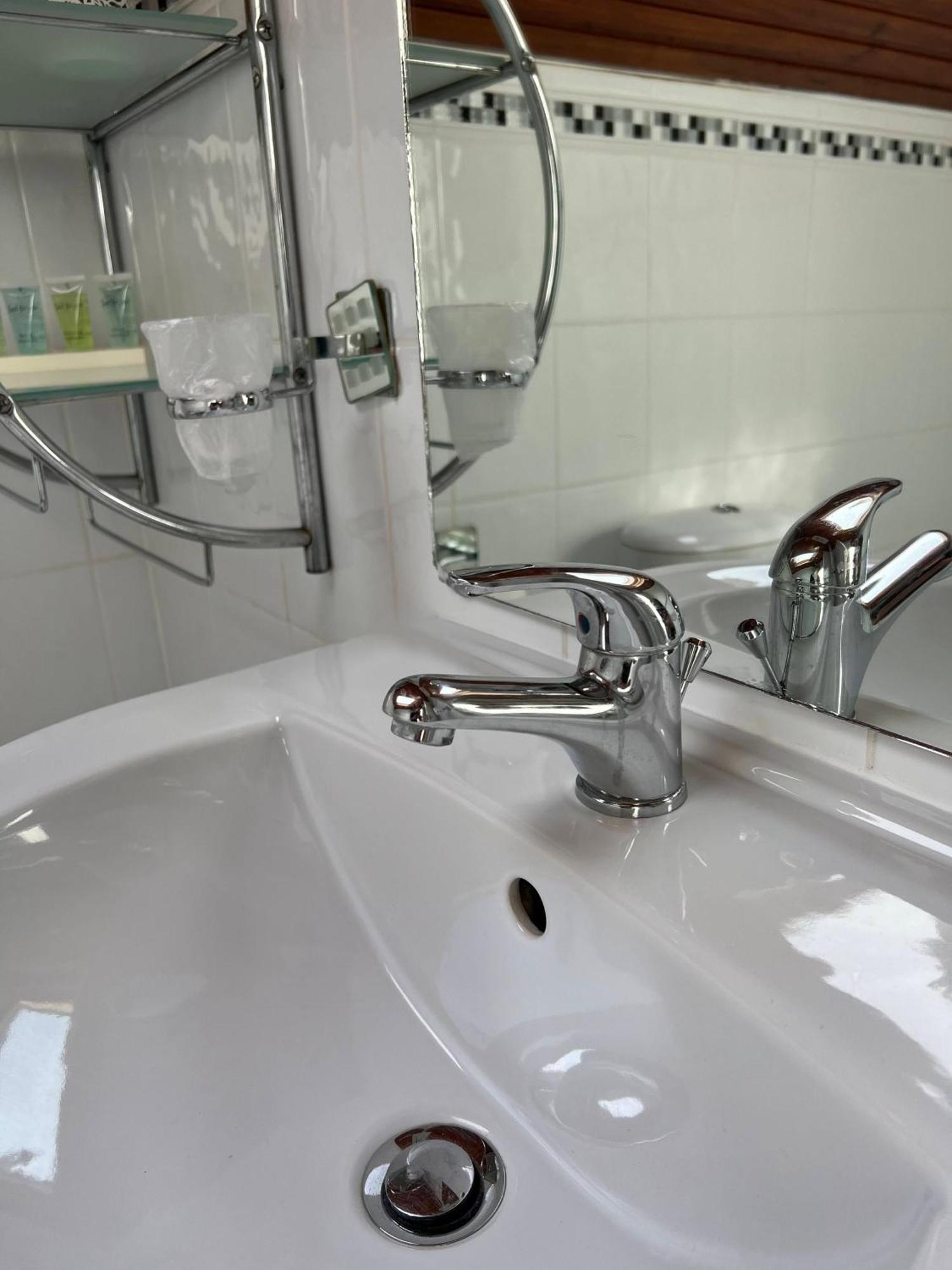 Princetown Guesthouse Бангор Экстерьер фото